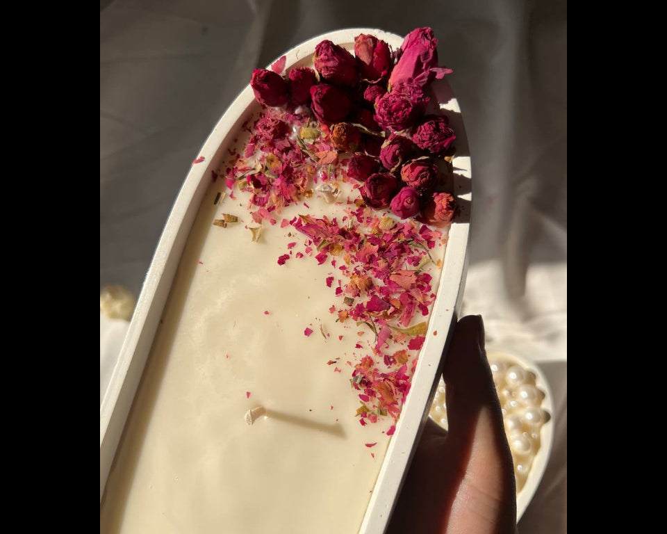 Red Roses concrete jar